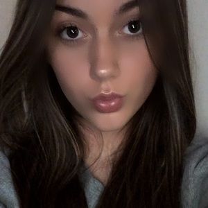 Meet your Posher, Katelyn